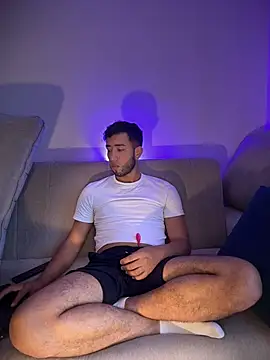 liam_bronw webcam