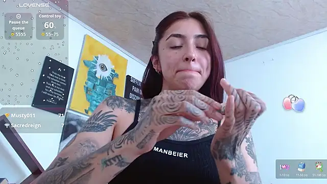 ZoeBakers_ webcam