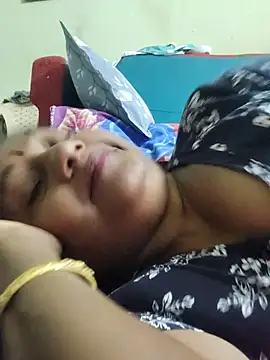 yamini1431 live cam