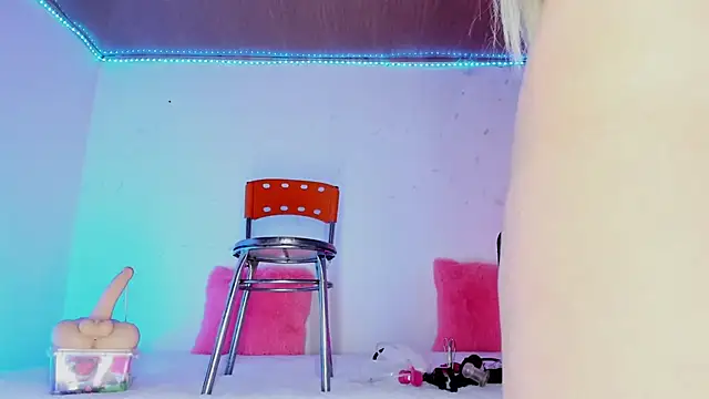 karol_stom webcam