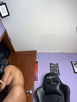 charlotte_stevenss_ live cam