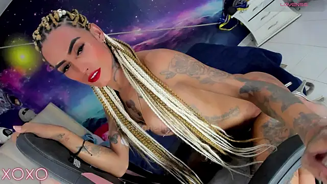 Nella_Dolls webcam