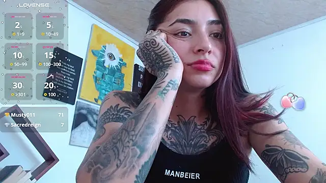 ZoeBakers_ webcam