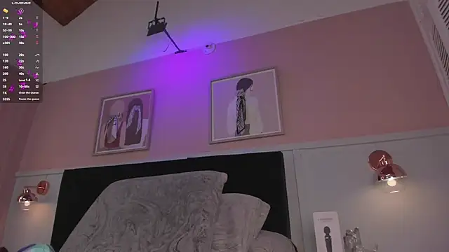 elodie_walker webcam
