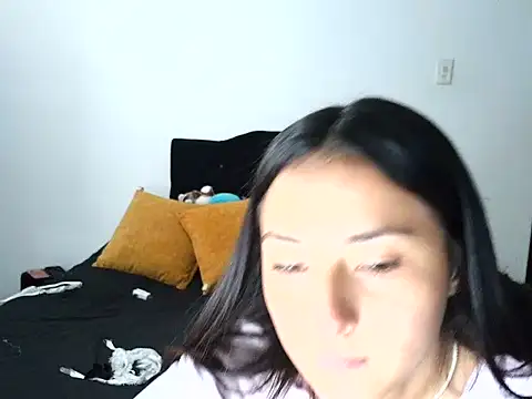 KUTTY_MODEL webcam