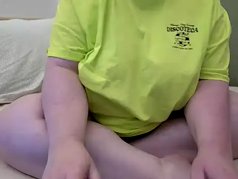 MarthaBriest webcam