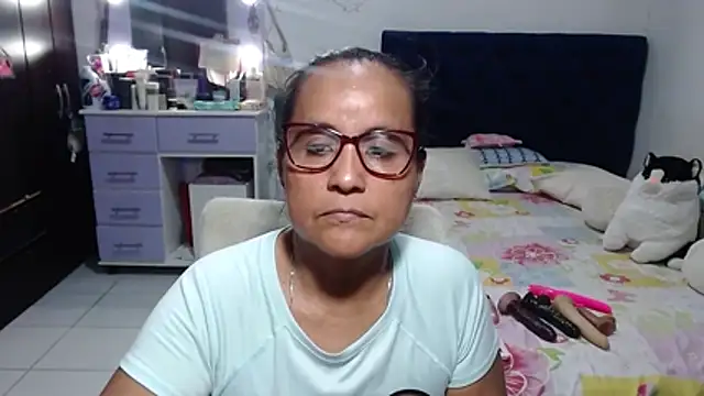pervert_mommy_ live webcam
