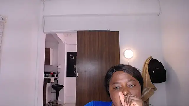 yselahot live cam on StripChat