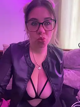 salomesweet13 live webcam show
