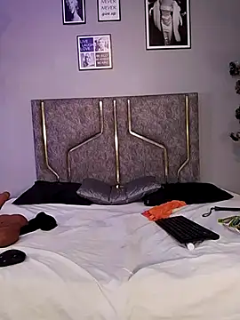 miaakittyy live webcam show