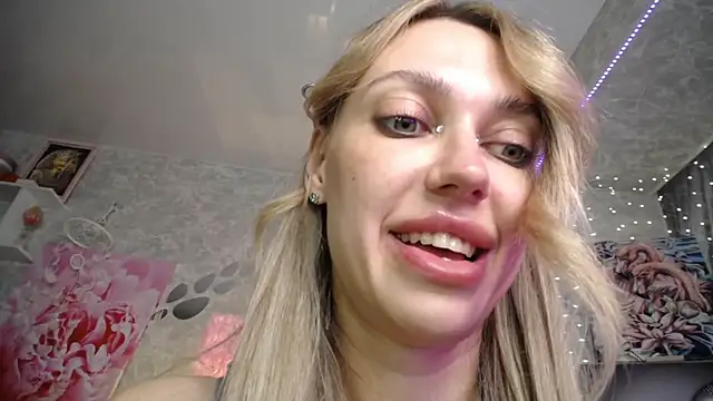 NickyAdamidi webcam