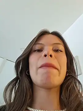 _Isabella-7 webcam