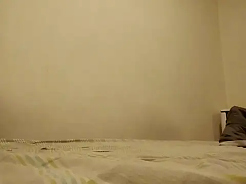 Amou215 webcam