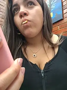Ivy_enjoy webcam