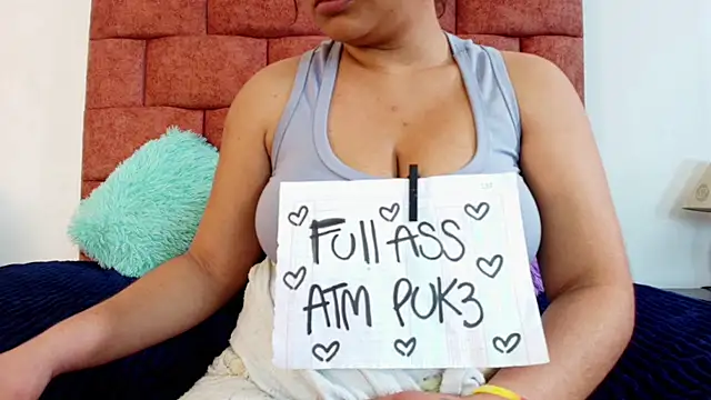 Baby_slut_nasty live cam on StripChat
