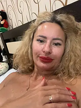 Tania201243