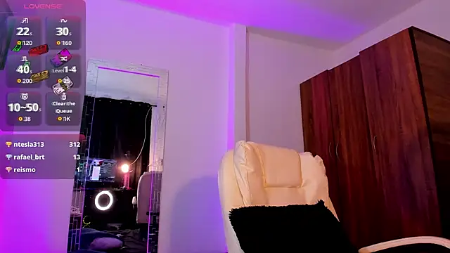 chloejones__ webcam