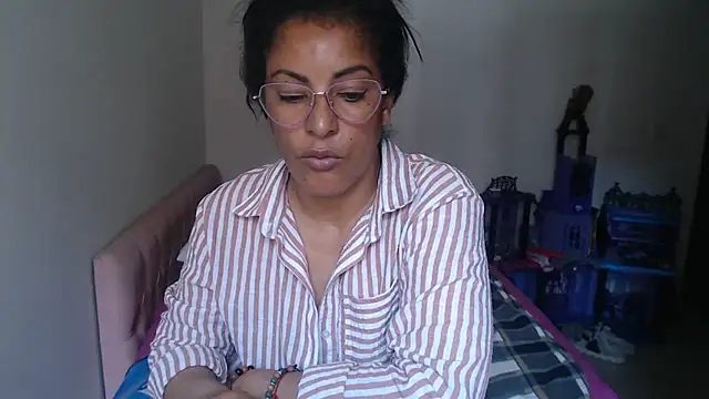kateleyagrey webcam