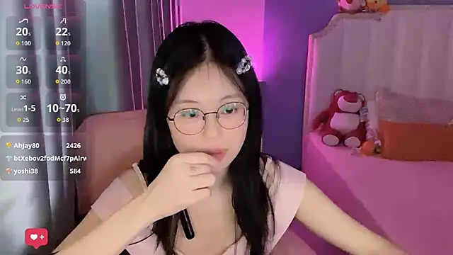 Luna-666 live webcam show