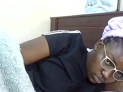 Sexy-suzy live webcam