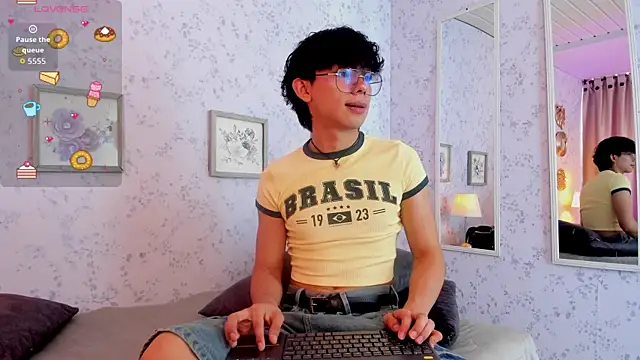liam_twiink live sex cam