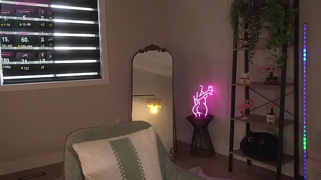 Mysticxkitty live webcam show
