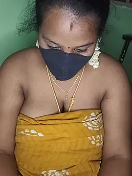 tamil_butterfly (F young) - Boobs