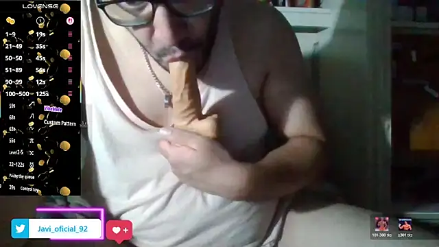 Javi_92 live cam on StripChat