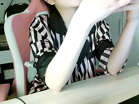 lucienguyen webcam