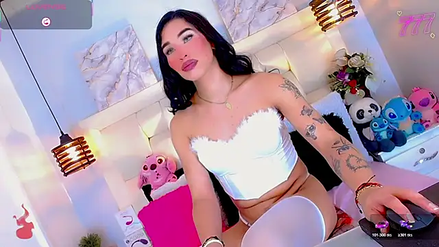 BelovedChain01 live cam on StripChat