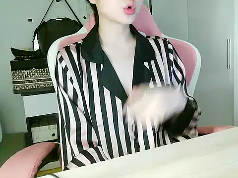lucienguyen webcam