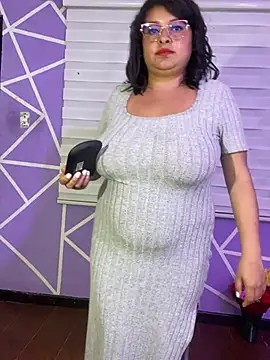 MiiaaJoness webcam