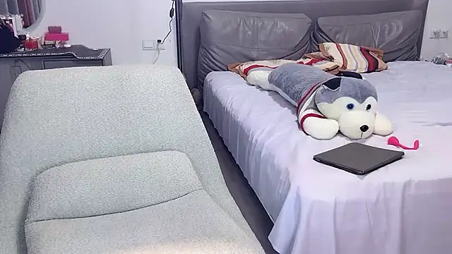 naiyaomeimei live webcam show
