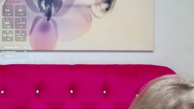 LoraDelNiro live webcam show