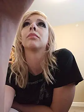 AmethystFoxx live webcam show