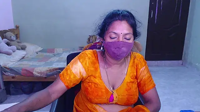 novapol11 (F milf) - topless