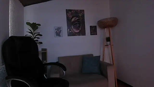 LucyBloom_