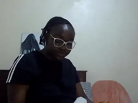 Live sex cam of Sexy-suzy