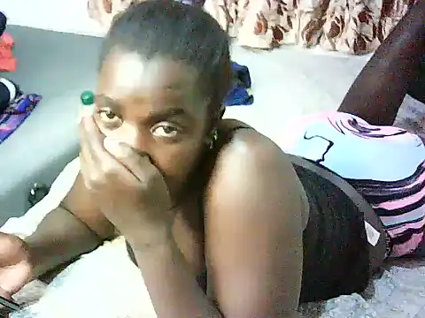 Queen-Alicia webcam