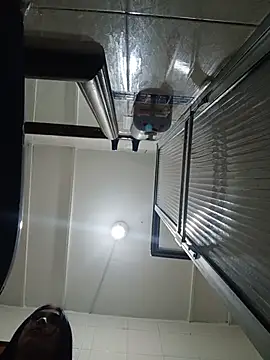 Milf_NaomiBraunx webcam