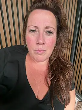 xsexycurvymilf live webcam show