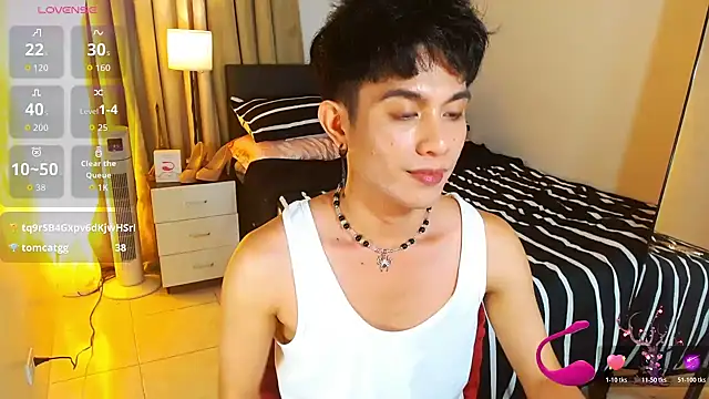 wildesttwink - WildestTwink's free webcam - UK Sex Cams