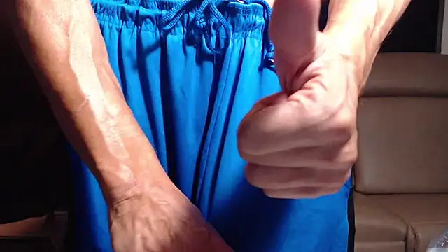ThickD2C live webcam show