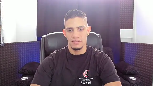 jhonnysnow17 webcam