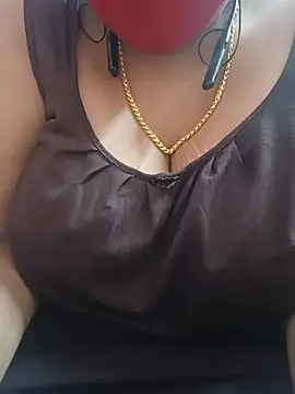 tamil_queen_29 live webcam show