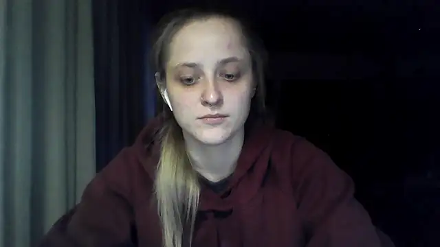LeaWetGirl webcam