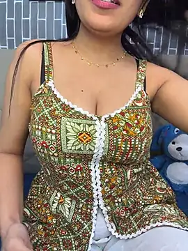 escape_with_me live cam