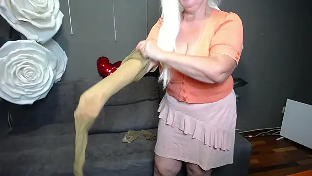 BlondyLeeBest webcam
