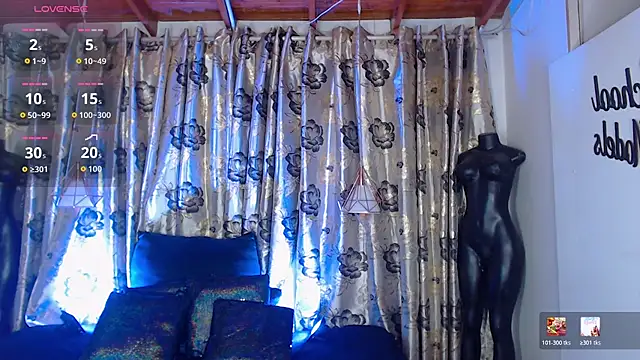 Hecate_doll webcam
