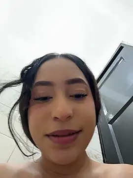 MiaCamille_ webcam